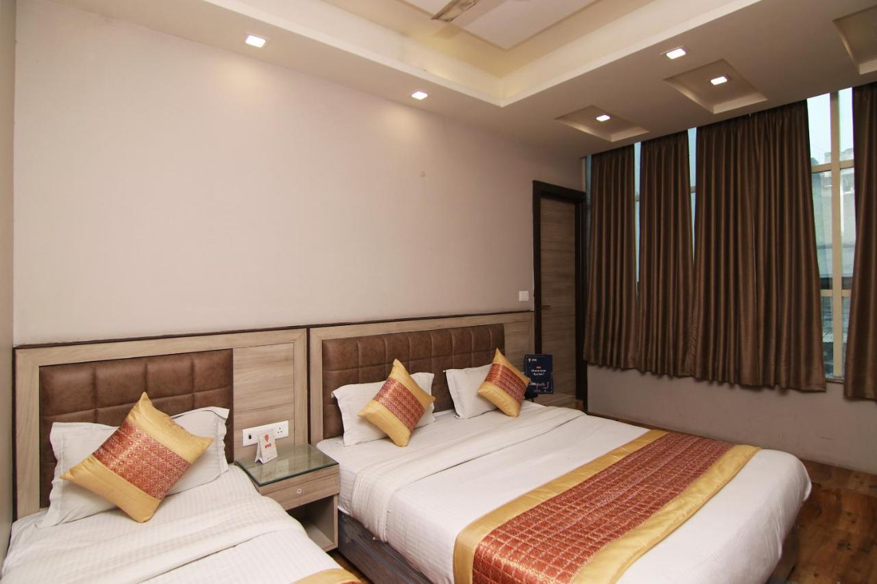 Hotel Merry Gold New Delhi Exterior photo