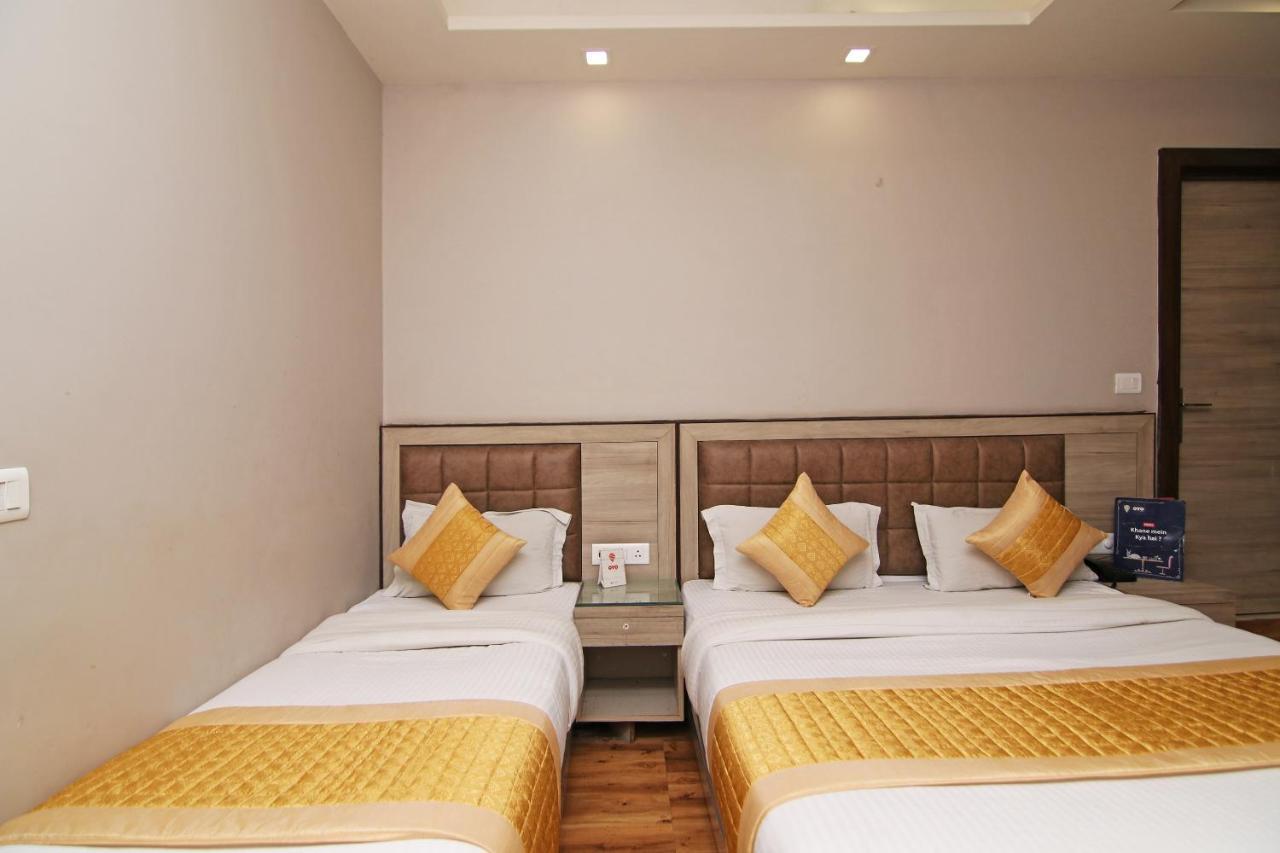 Hotel Merry Gold New Delhi Exterior photo
