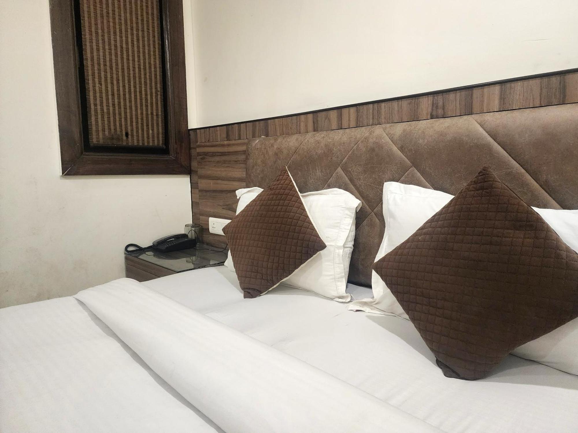 Hotel Merry Gold New Delhi Exterior photo