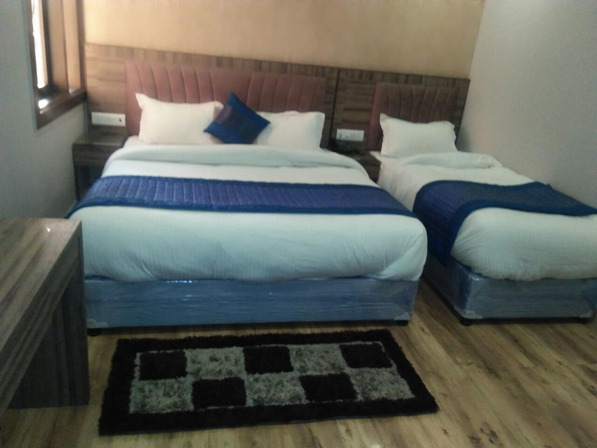 Hotel Merry Gold New Delhi Exterior photo